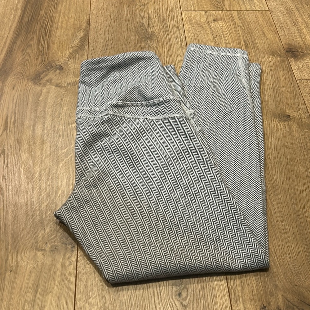 GapFit  herringbone leggings